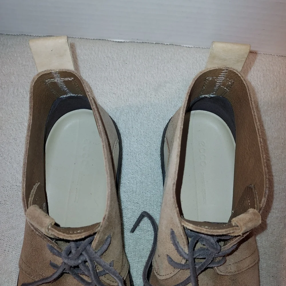 ECCO Men's Crepetray Chukka Boot size 11